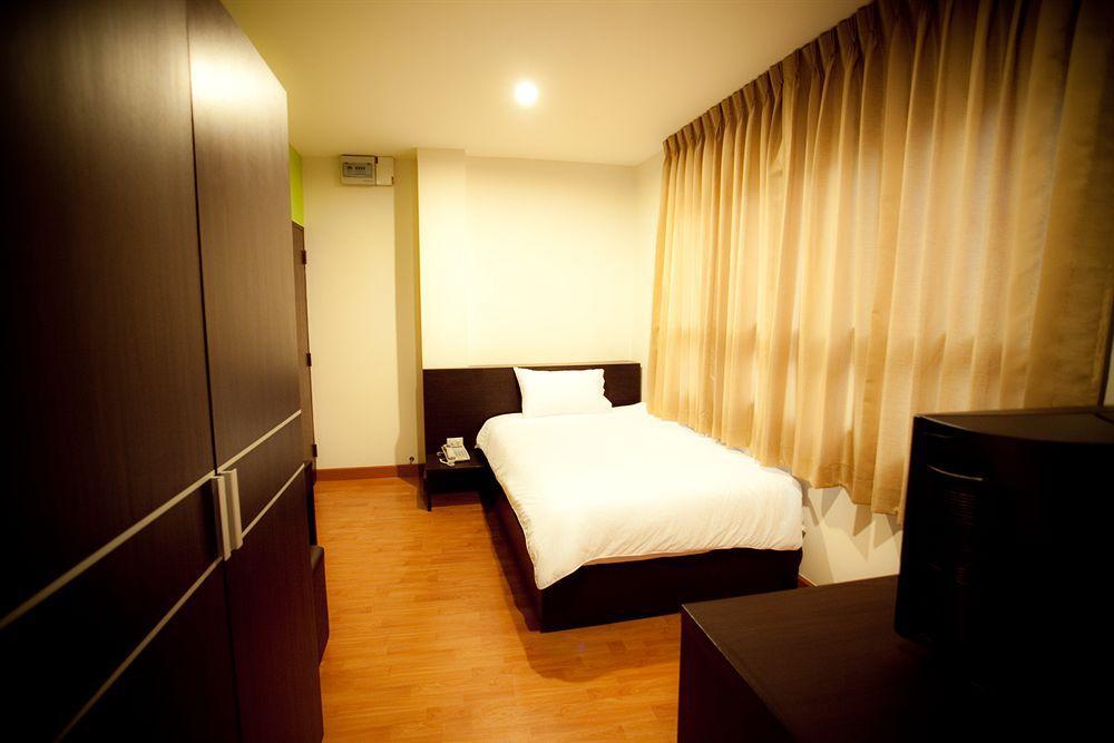 Khaosan Park Resort Bangkok Ngoại thất bức ảnh